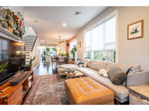 2758 N Kilpatrick Street Portland OR 97217