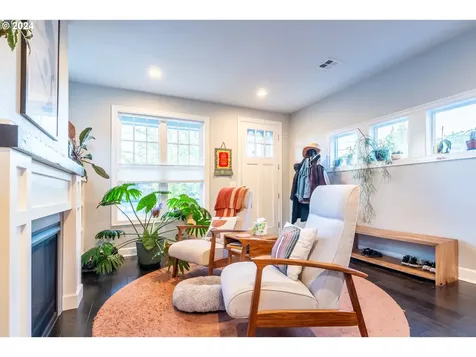 2758 N Kilpatrick Street Portland OR 97217
