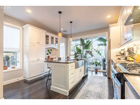 2758 N Kilpatrick Street Portland OR 97217