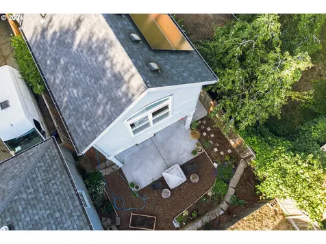 2758 N Kilpatrick Street Portland OR 97217