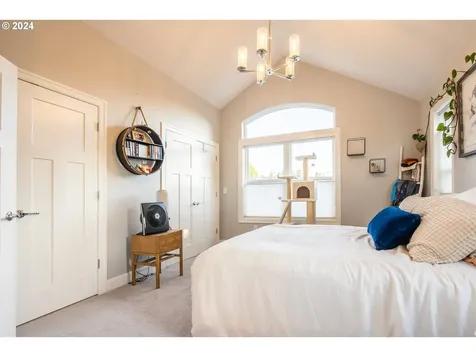 2758 N Kilpatrick Street Portland OR 97217