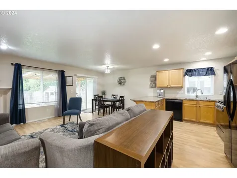 234 Sw Owens Place Troutdale OR 97060