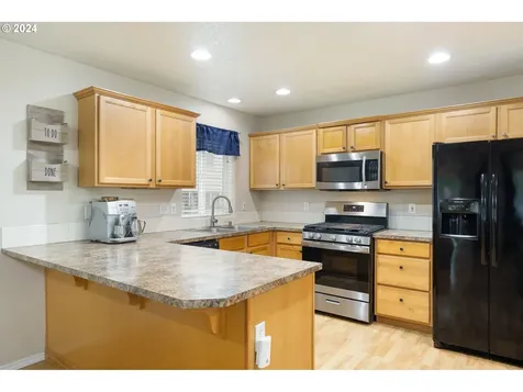 234 Sw Owens Place Troutdale OR 97060