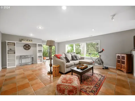 10561 Se Idleman Road Happy Valley OR 97086