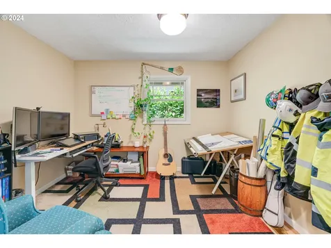 3360 Sw Ridgewood Avenue Portland OR 97225