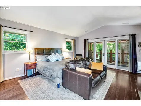 3360 Sw Ridgewood Avenue Portland OR 97225