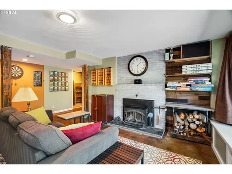 3360 Sw Ridgewood Avenue Portland OR 97225