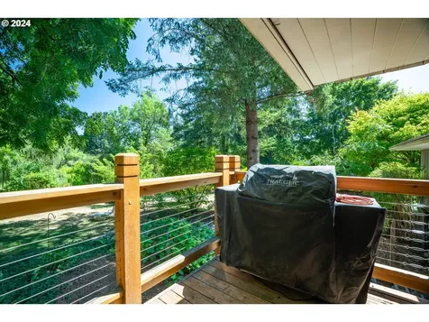 3360 Sw Ridgewood Avenue Portland OR 97225