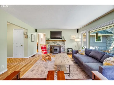 3360 Sw Ridgewood Avenue Portland OR 97225