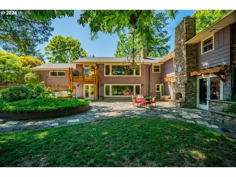 3360 Sw Ridgewood Avenue Portland OR 97225