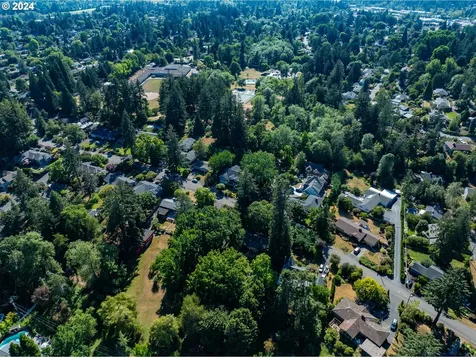 3360 Sw Ridgewood Avenue Portland OR 97225