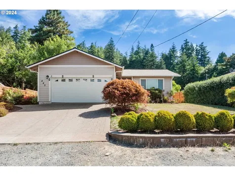440 S Henry Street Coquille OR 97423