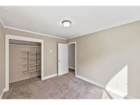440 S Henry Street Coquille OR 97423