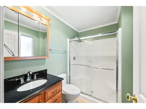 440 S Henry Street Coquille OR 97423
