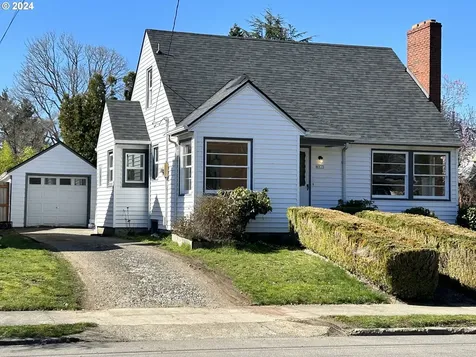 6935 N Greeley Avenue Portland OR 97217