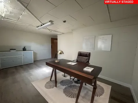 6935 N Greeley Avenue Portland OR 97217