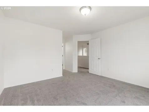 7122 SE 81st Place Portland OR 97206