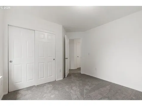 7122 SE 81st Place Portland OR 97206