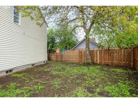 7122 SE 81st Place Portland OR 97206