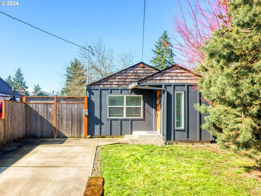 547 Se 6th Avenue Hillsboro OR 97123