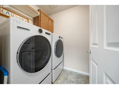 7163 Ne Stonewater Street Hillsboro OR 97124