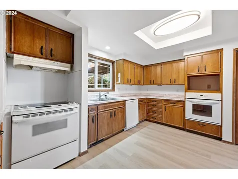 2480 Bennett Creek Road Cottage Grove OR 97424