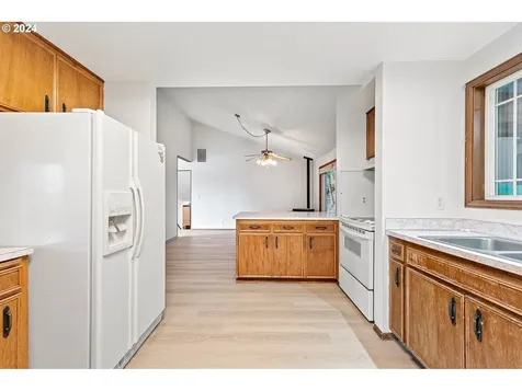2480 Bennett Creek Road Cottage Grove OR 97424