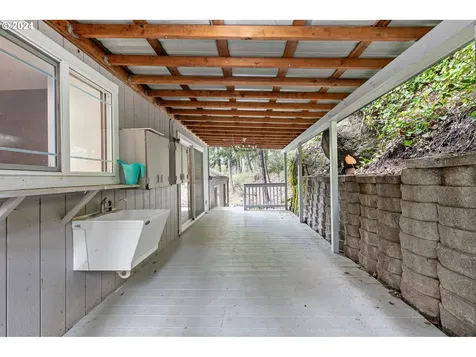 2480 Bennett Creek Road Cottage Grove OR 97424
