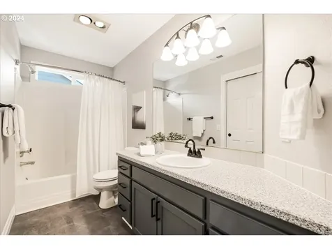 3298 NE 12th Avenue Hillsboro OR 97124