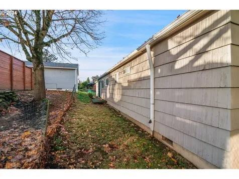 1704 NE 81st Avenue Portland OR 97213