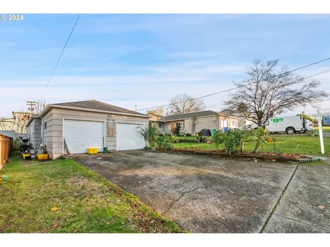 1704 NE 81st Avenue Portland OR 97213