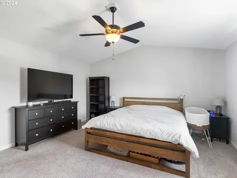 11289 Nw 325th Avenue North Plains OR 97133