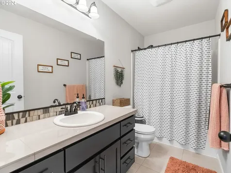 11289 Nw 325th Avenue North Plains OR 97133