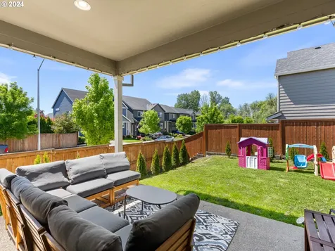 11289 Nw 325th Avenue North Plains OR 97133