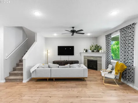 11289 Nw 325th Avenue North Plains OR 97133