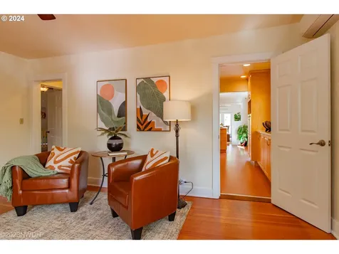 2477 Kincaid Street Eugene OR 97405