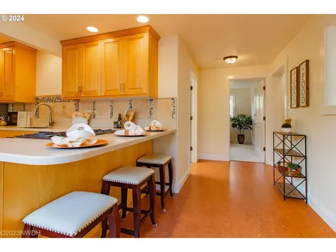 2477 Kincaid Street Eugene OR 97405