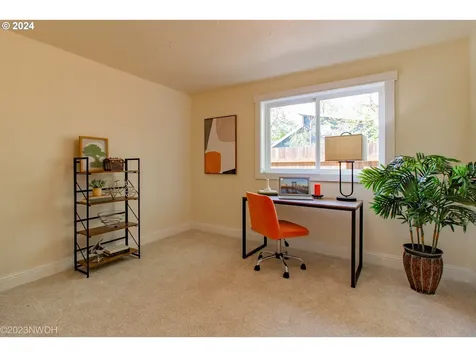 2477 Kincaid Street Eugene OR 97405