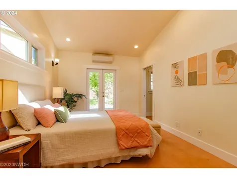 2477 Kincaid Street Eugene OR 97405