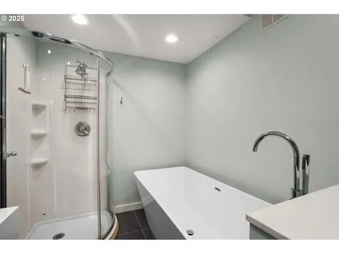 3845 SW Cullen Boulevard Portland OR 97221