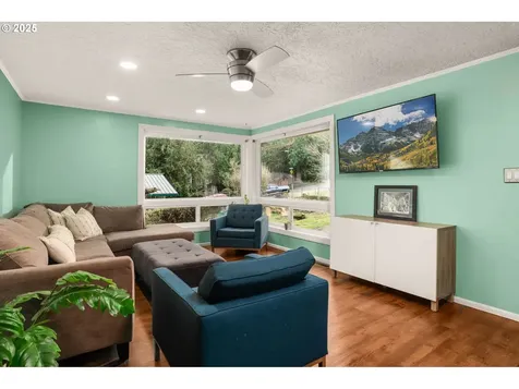 3845 SW Cullen Boulevard Portland OR 97221