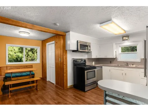 3845 SW Cullen Boulevard Portland OR 97221