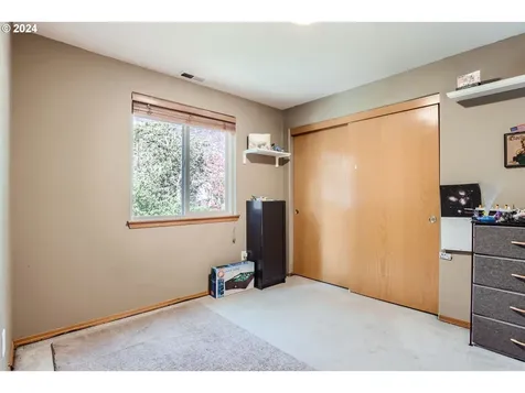 14325 SE Macduffee Court Portland OR 97233