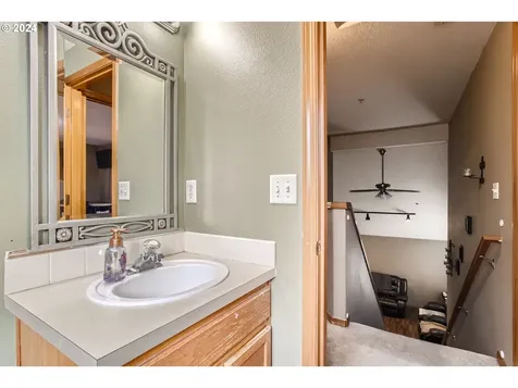 14325 SE Macduffee Court Portland OR 97233