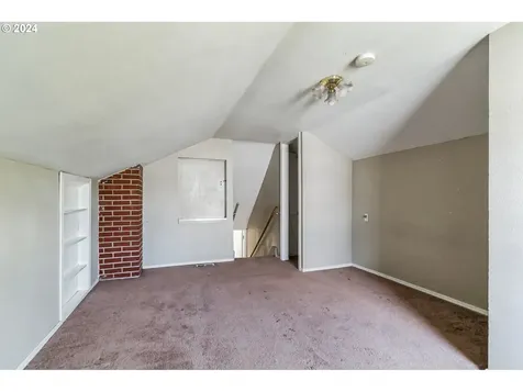 250 E Dartmouth Street Gladstone OR 97027