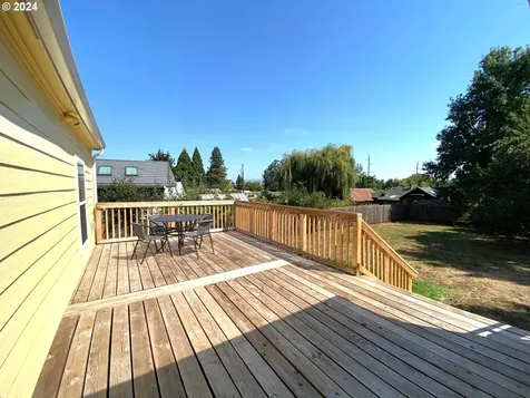 2285 Grant Street Eugene OR 97405