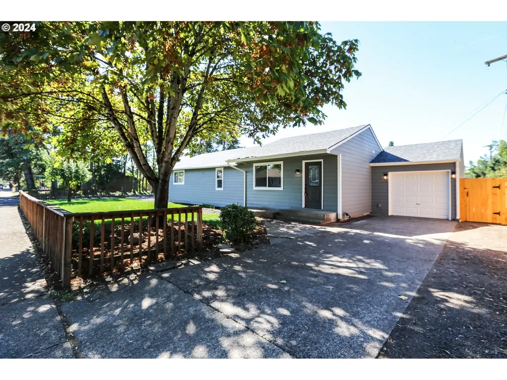 1560 Kelly Boulevard Springfield OR 97477