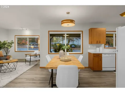 15905 SW 98th Avenue Portland OR 97224