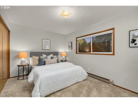 15905 SW 98th Avenue Portland OR 97224