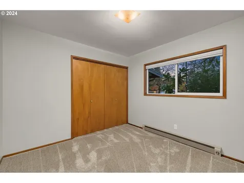 15905 SW 98th Avenue Portland OR 97224